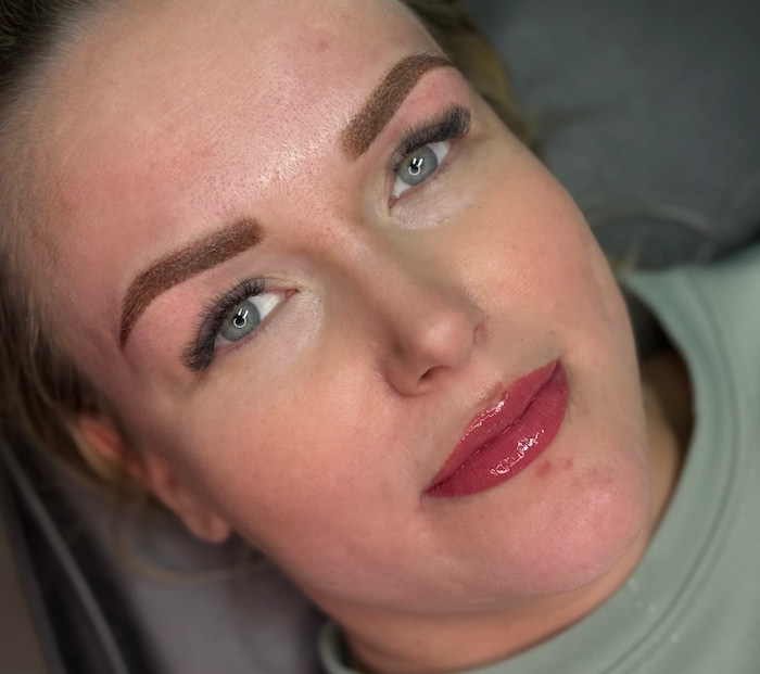 Kestopigmentointi kulmat ja huulet BSN