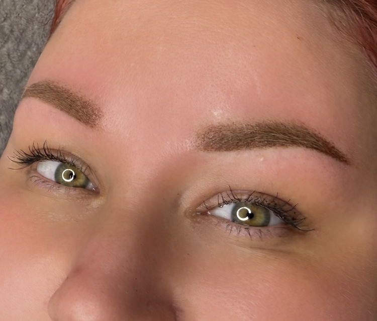 Kestopigmentointi puuterikulmat BSN Beauty